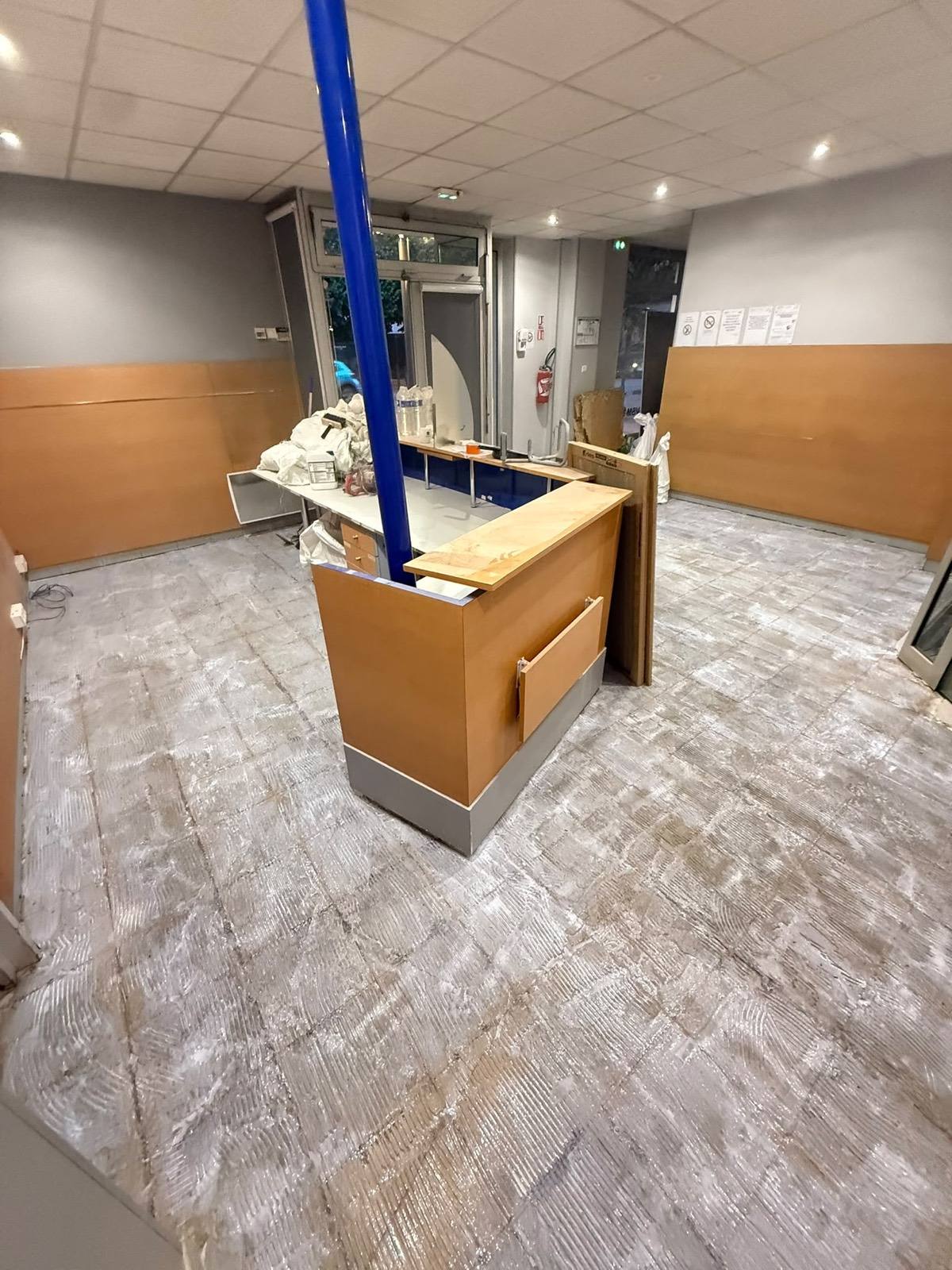 Laboratoire d'analyses avant travaux — sol déposé